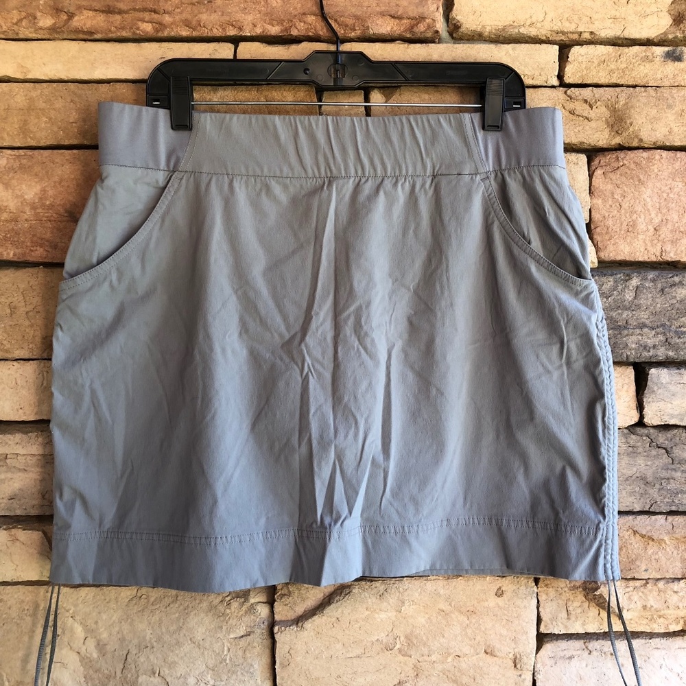 Columbia gray side cinch active stretch Skort Like New XL